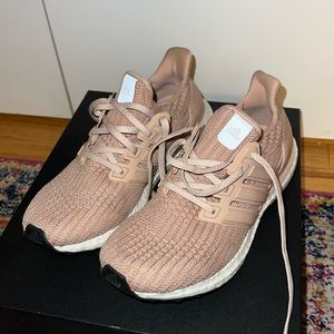 Adidas Ultraboost Sneakers